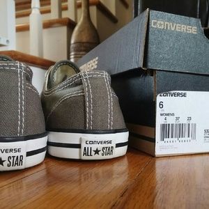 Women's Converse sneaker