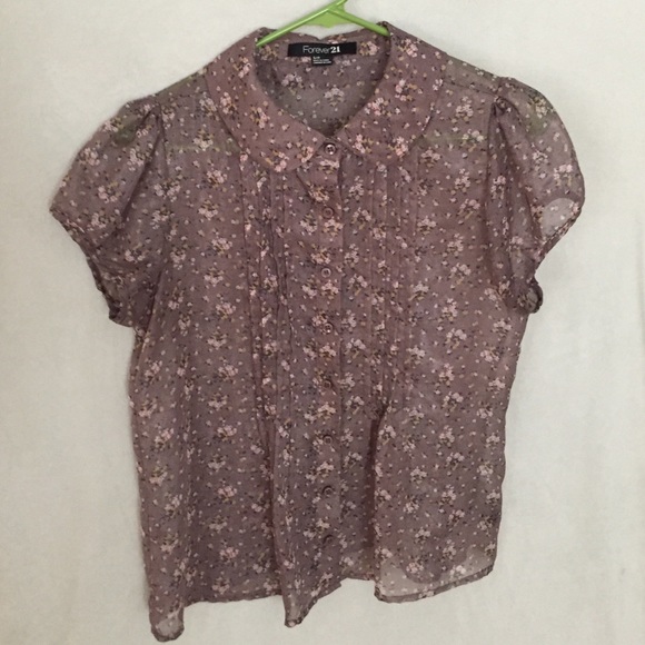Purple flowered blouse. Excellent condition!
