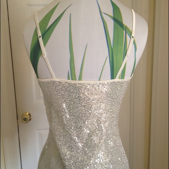 Express Sequined Top - Picture 2 of 4