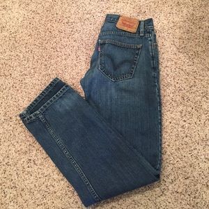 MENS LEVI JEANS