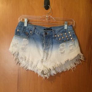 Ombré high waisted jean shorts!