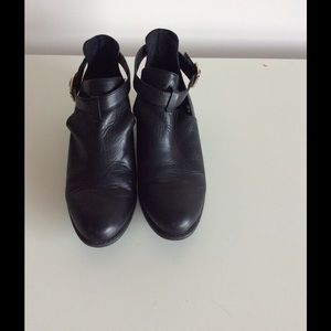 topShop black leather ankle boots