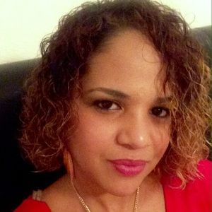 Meet your Posher, Yolanda