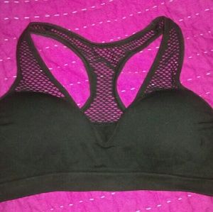 Sports bra??black
