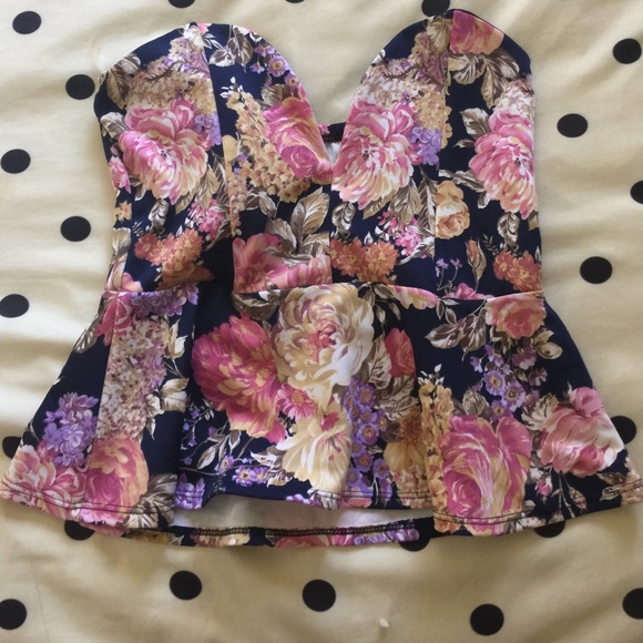Floral deep plunge peplum crop top