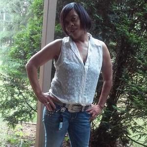 Meet your Posher, Annette