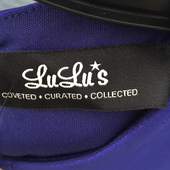 Dress - Picture 2 of 4