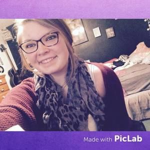 Meet your Posher, Adrianna