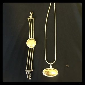 Matching bracelet & necklace