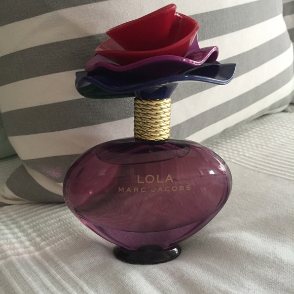 🇺🇸 SALE Marc Jacobs Lola perfume NEW! - Picture 3 of 3