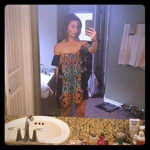 Floral off the shoulder oliviaceous xs dress