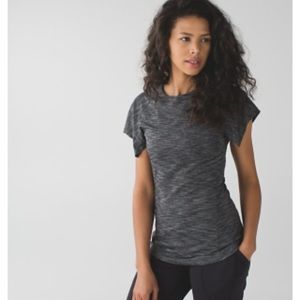 Comfy lululemon t-shirt