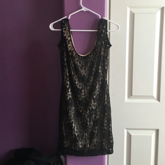Bodycon lace dress. - Picture 1 of 3