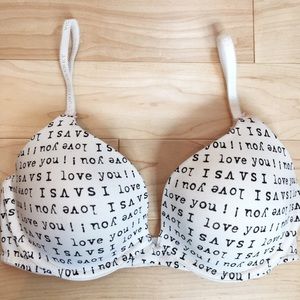 NWOT 34C VS Push-Up Victoria's Secret Bra