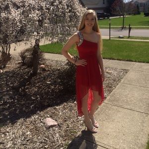 Red prom dress