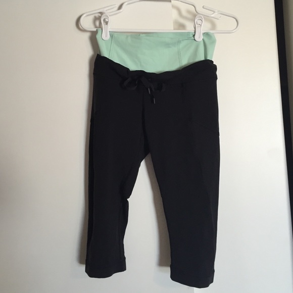 Lululemon Size 6 - Picture 1 of 4