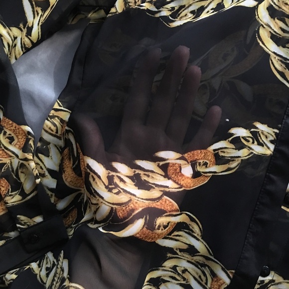 🎉FINAL SALE🎉 Forever 21 Chain Sheer  Blouse M - Picture 2 of 4