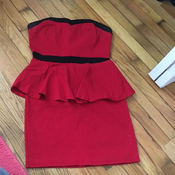 Strapless dress