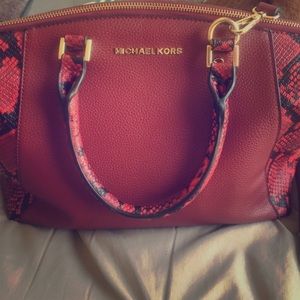 Michael kors purse