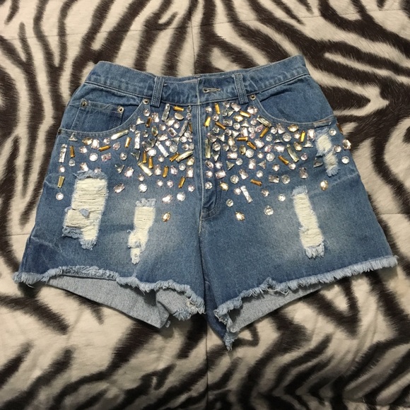 ❌ON HOLD❌Nasty gal Jeweled high waisted shorts