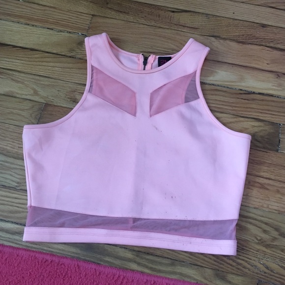 Crop top