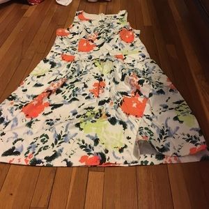 Sleeveless dress