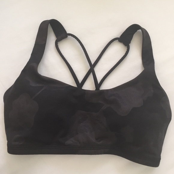 gently used lulu lemon FREE TO BE BRA - Picture 1 of 2