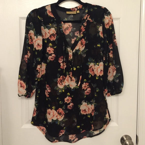 Princess Vera Wang Top