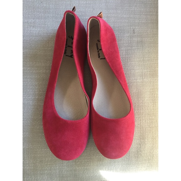 NIB French Sole FSNY Sloop flats - red suede