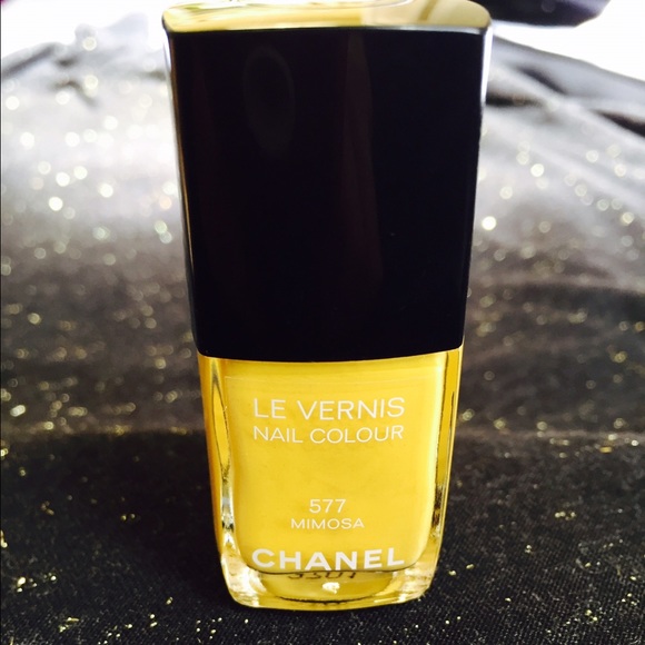 Chanel nail polish