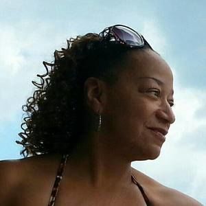 Meet your Posher, Sandy