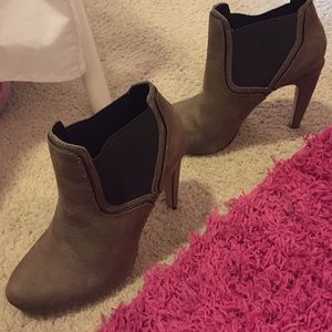 Sam Edelman Booties!!!! Basically New