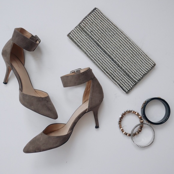 Zara Shoes - Zara tan pumps with ankle strap