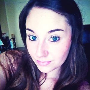 Meet your Posher, Shelaine