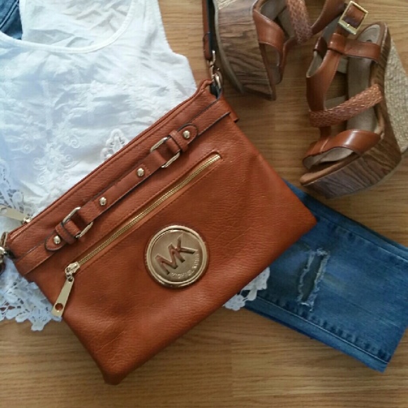 Brown crossbody