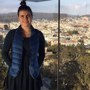 Meet your Posher, Aviva