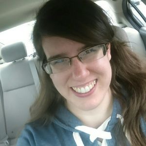 Meet your Posher, Abigail