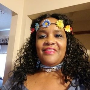 Meet your Posher, Jean