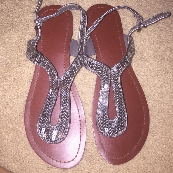 Pewter shiny sandals, barely worn size 9!