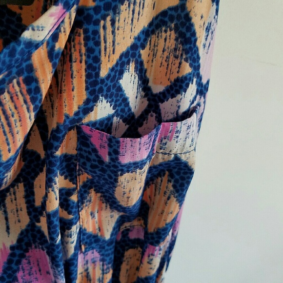 Geometric Open Razorback Dress - Picture 4 of 5