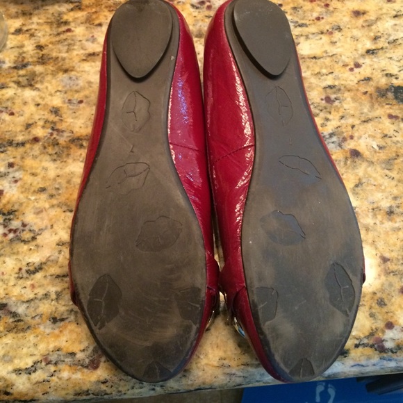 Red with gold buckle - Picture 3 of 3