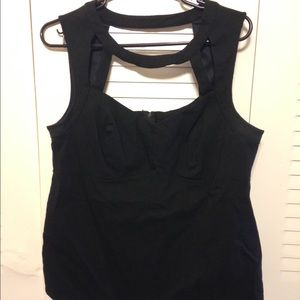 Black Torrid keyhole peplum top. Size 0