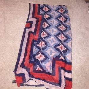 Oversized lightweight scarf