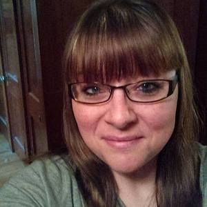 Meet your Posher, Melissia