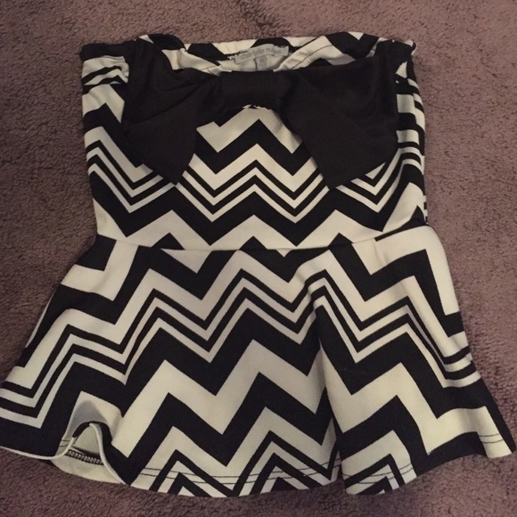 Strapless top
