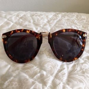 Beach Riot sunglasses
