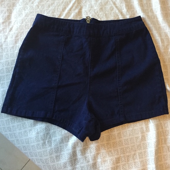 High waist short shorts