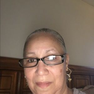 Meet your Posher, Petra