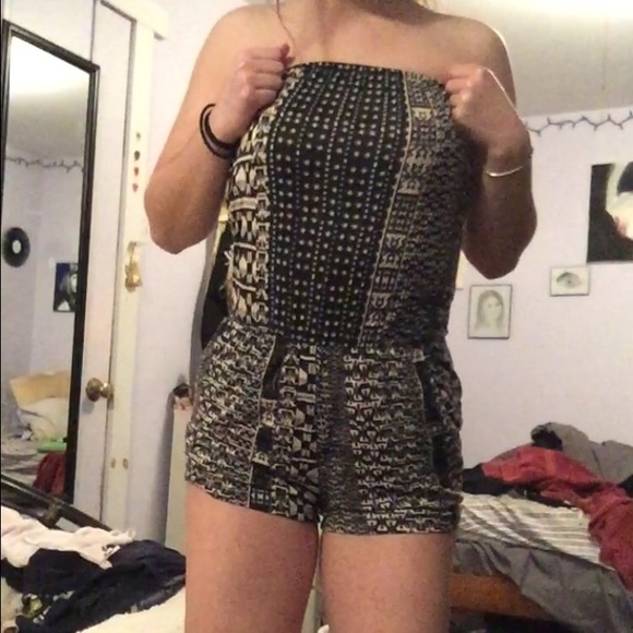 Romper - Picture 2 of 3