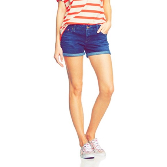 🔺Tommy Hilfiger Jean Shorts🔺 - Picture 1 of 4